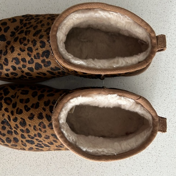 UGG mini - Leopard - Picture 5 of 5